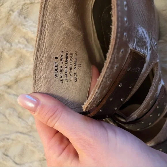 Violet Sandals - Picture 5 of 5